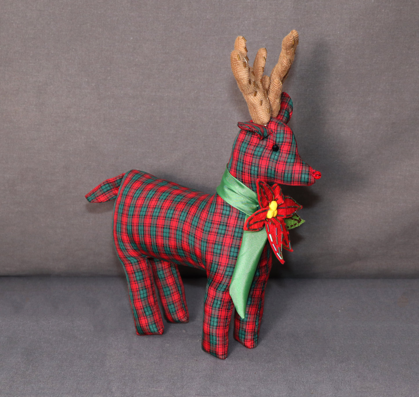 Standing Reindeer (Medium)